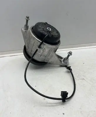 Mercedes-Benz GLE W167 Engine mount bracket A1672405800