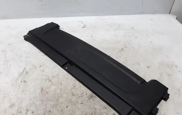 Engine bonnet/hood lock trim molding