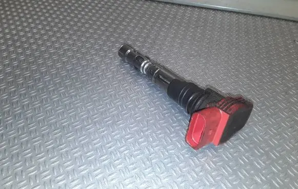 Audi A8 S8 D3 4E High voltage ignition coil 077905115T