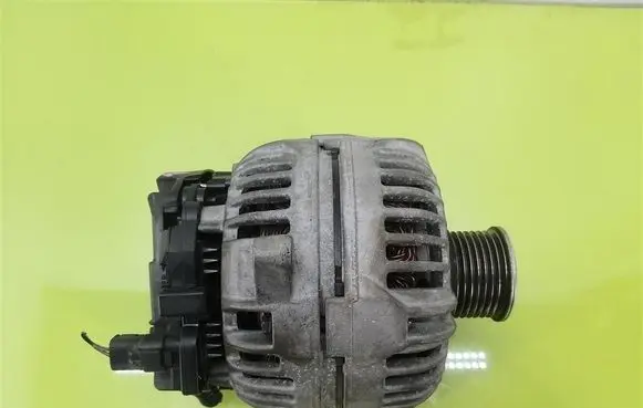 Renault Laguna II Generator/alternator 8200251006