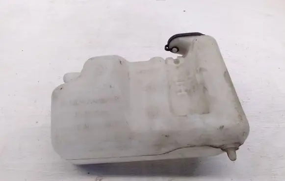 Renault Twingo I Windshield washer fluid reservoir/tank 7700817588 7701669817