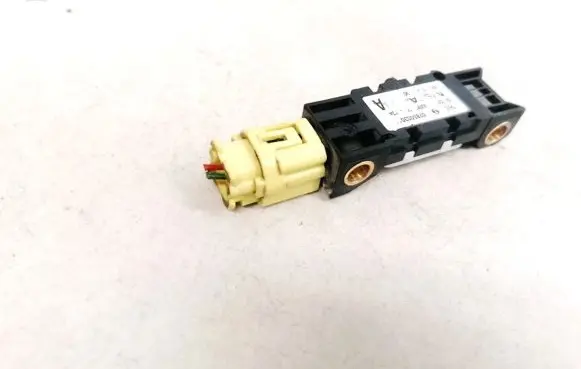 Nissan Micra Airbag deployment crash/impact sensor 98830AY000 0285003019
