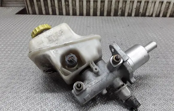 Chrysler 300 - 300C Master brake cylinder 32067327