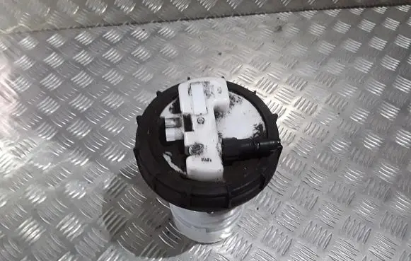 Nissan Juke I F15 Fuel injection high pressure pump
