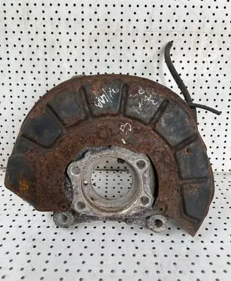 Volkswagen PASSAT B6 Front wheel hub spindle knuckle
