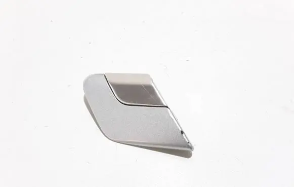 Rear fender molding trim