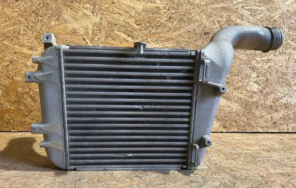 Audi Q7 4L A/C cooling radiator (condenser) 4L0145603G KTT805K