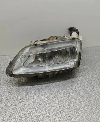 Renault Espace III Headlight/headlamp H7700415343