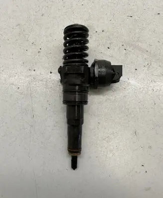 Volkswagen Sharan Fuel injector 038130073BP 0414720314