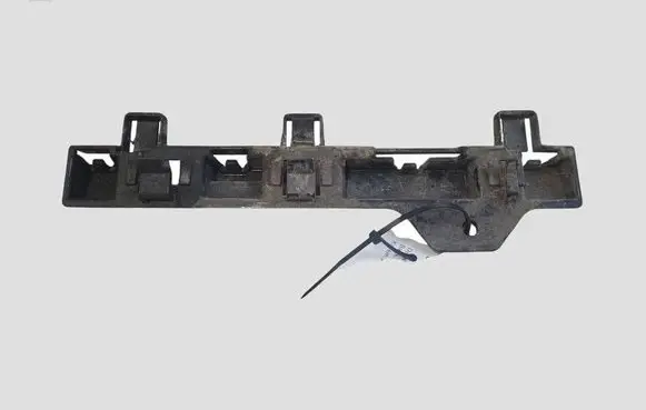 BMW 1 F20 F21 Front bumper mounting bracket 7240873