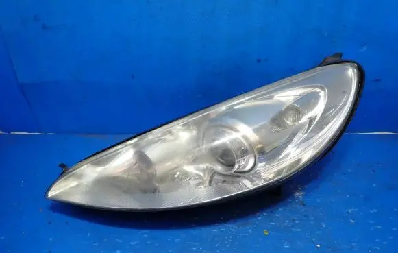 Peugeot 407 Headlight/headlamp