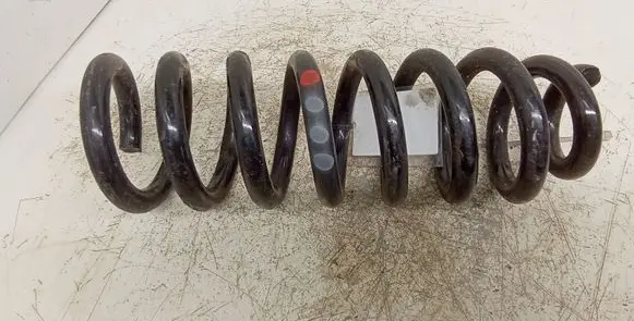 Mercedes-Benz C W205 Rear coil spring