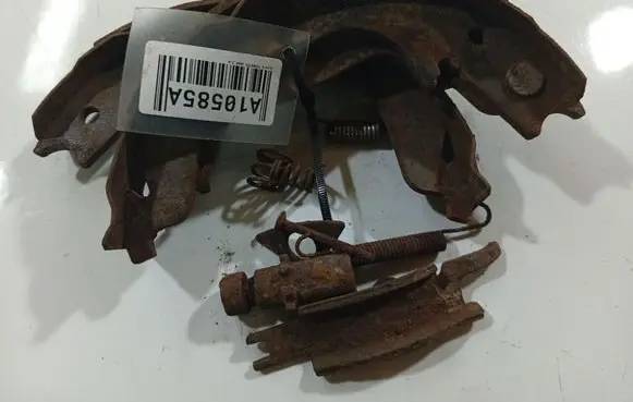 Subaru Forester SH Handbrake/parking brake pads 