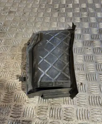 Audi A4 S4 B7 8E 8H Cabin air micro filter cap 8E1819979A