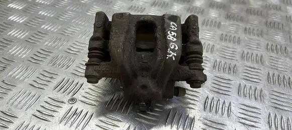 Honda CR-V Rear brake caliper