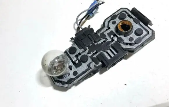 Volkswagen Vento Tail light bulb cover holder 1h5945259