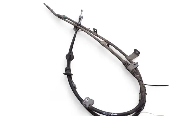 Handbrake/parking brake wiring cable