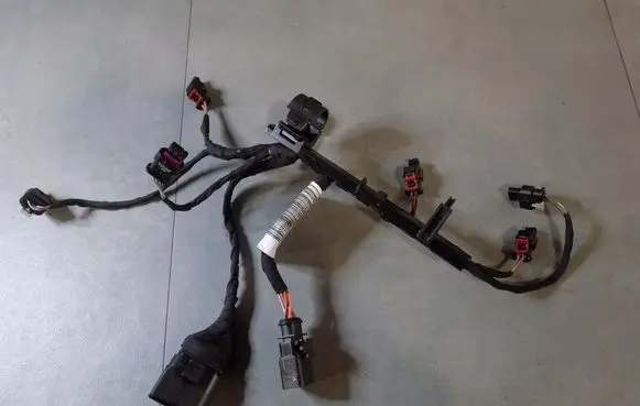 Volkswagen Arteon Fuel injector wires 06L971627AB