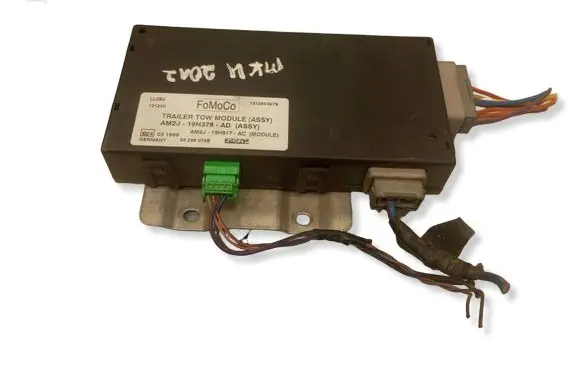 Ford Mondeo MK IV Tow bar trailer control unit/module AM2J19H378AD AM2J19H517AC 58299075B