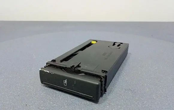 Audi A3 S3 8L Glove box 8L0862534F