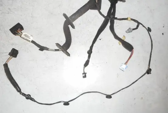 Renault Master III Front door wiring loom 241251044R