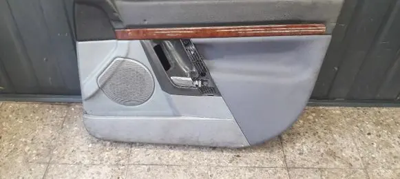 Opel Vectra C Front door card panel trim 13124215