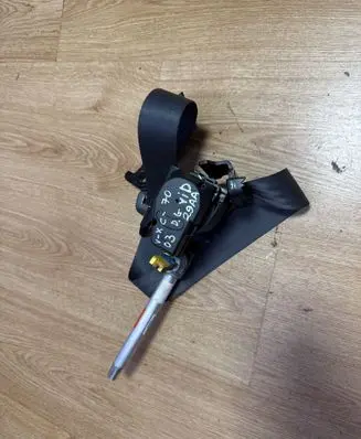 Volvo XC70 Middle seatbelt (rear) 8686255 570652800 570652800H