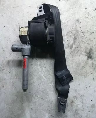 Volvo S80 Front seatbelt 6081727RX 323928 39808364