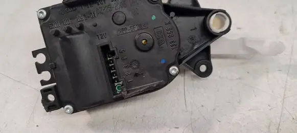 Audi TT Mk1 Air flap motor/actuator 1J2907511A 6NN00769201