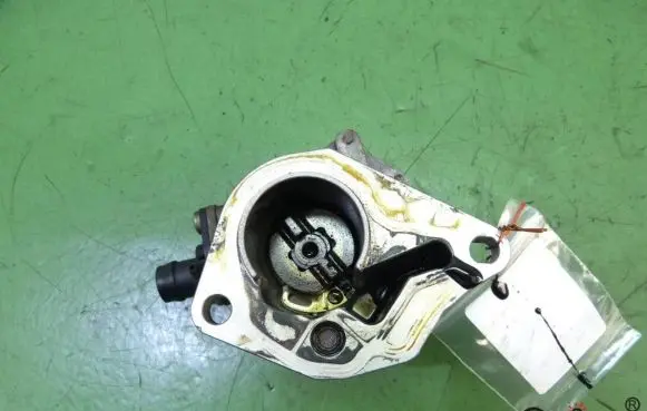 Volvo S40, V40 Vacuum pump IMPRK587912