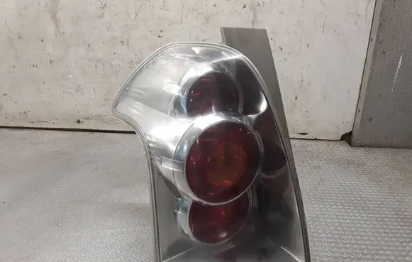 Toyota Corolla Verso AR10 Rear/tail lights 