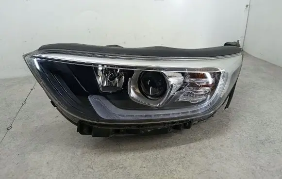 KIA Stonic Headlight/headlamp 92101H8