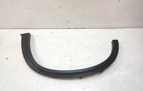 BMW X5 E70 Front arch trim 7163557 51777163557