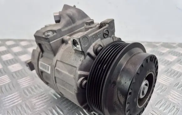 Mercedes-Benz C W204 Air conditioning (A/C) compressor (pump) A0008307800 Z0006615G 3063643096