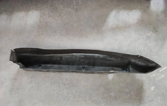 Mercedes-Benz CLS C218 AMG Fender foam support/seal A2188890125
