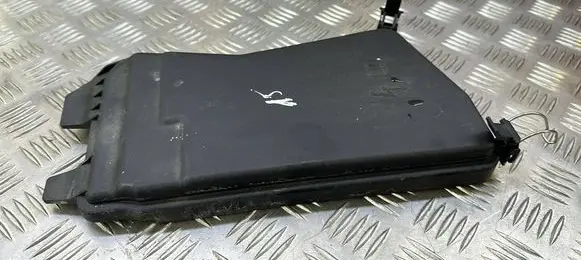Mercedes-Benz E W212 Fuse box cover A2125400382