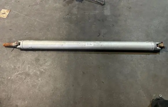 Ram 1500 Rear driveshaft/prop shaft P68262510AC A32409666
