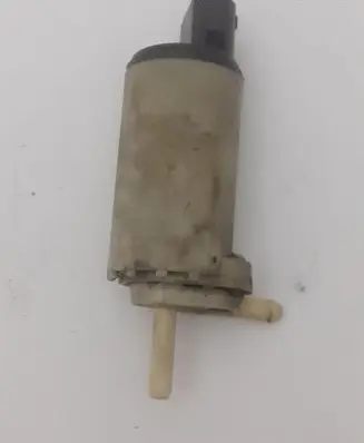 Volvo S70 V70 V70 XC Windscreen/windshield washer pump 04400212V