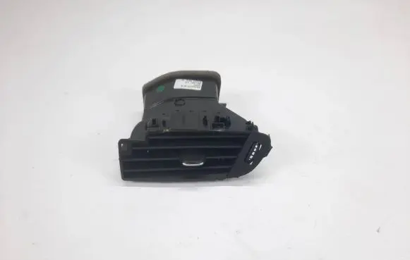 Opel Astra K Rear air vent grill 13406751