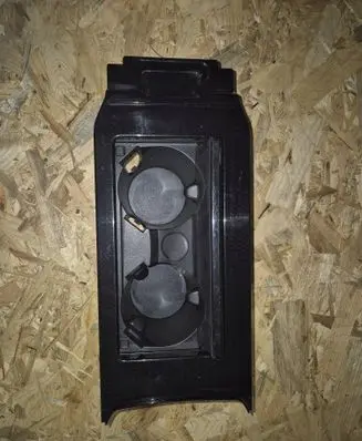 Toyota Mirai Cup holder front 5882062020