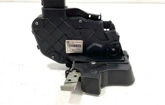 Ford S-MAX Front door lock 8M2AR21813CA A048317