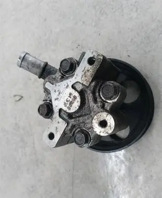 Opel Insignia A Power steering pump 13309336