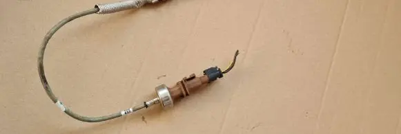 Audi Q3 F3 Exhaust gas temperature sensor 06K919529K 372719002682