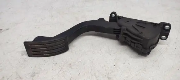 Volvo S40 Accelerator throttle pedal 4M519F836AH 080338 6PV00864101