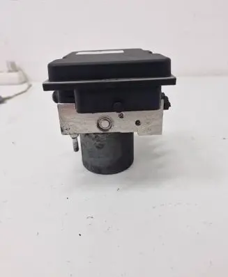 Audi A4 S4 B7 8E 8H ABS Pump 8E0910517D 8E0614517AK