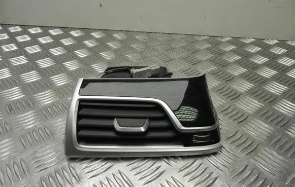 BMW 7 G11 G12 Rear air vent grill 7851824 T2033
