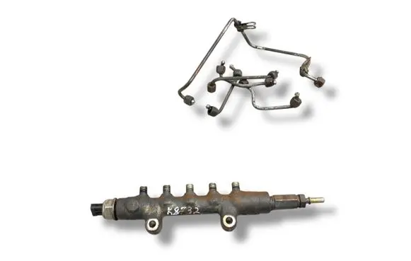 Ford Transit Fuel main line pipe