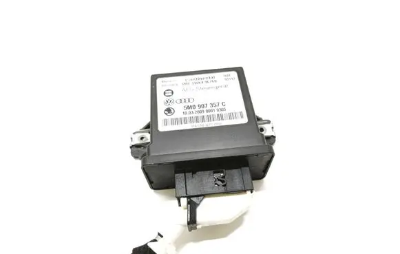 Skoda Octavia Mk2 (1Z) Light module LCM 5M0907357C 5WK49676B