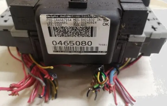 Volvo V70 Fuse box set 8622520 9441582 0465080