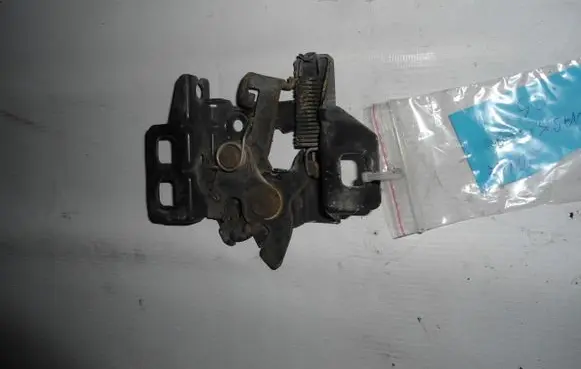 Chevrolet Corvette C5 Engine bonnet/hood lock/catch